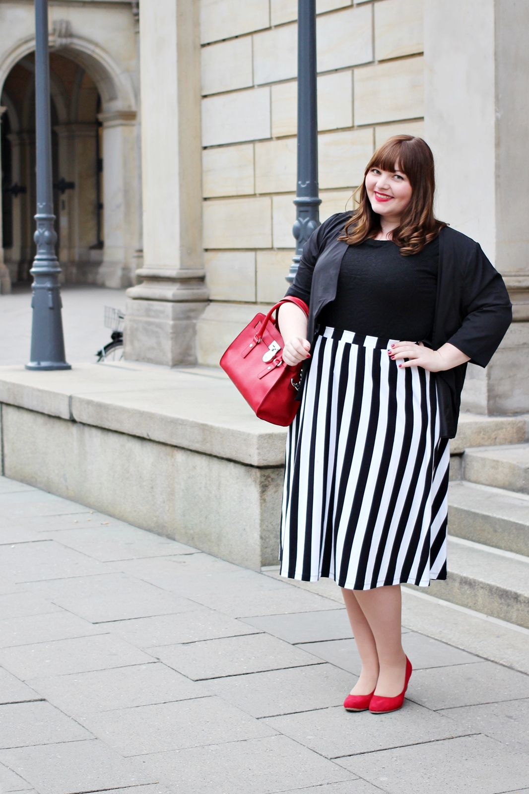 What I Wore to the Fashion Show | Plus Size Outfit with an Asos Curve striped skirt and red accessories