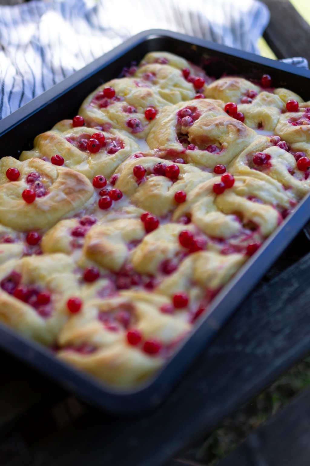 Johannisbeer-Schnecken {Rezept} • kathastrophal